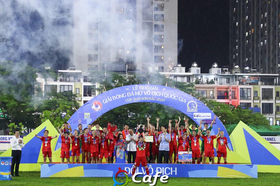 Chùm ảnh: TP.HCM I lần thứ 14 giành chức vô địch nữ quốc gia Chùm ảnh: TP.HCM I lần thứ 14 giành chức vô địch nữ quốc gia