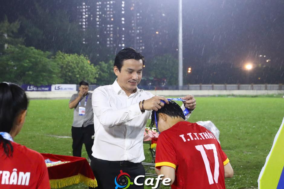 Chùm ảnh: TP.HCM I lần thứ 14 giành chức vô địch nữ quốc gia Chùm ảnh: TP.HCM I lần thứ 14 giành chức vô địch nữ quốc gia