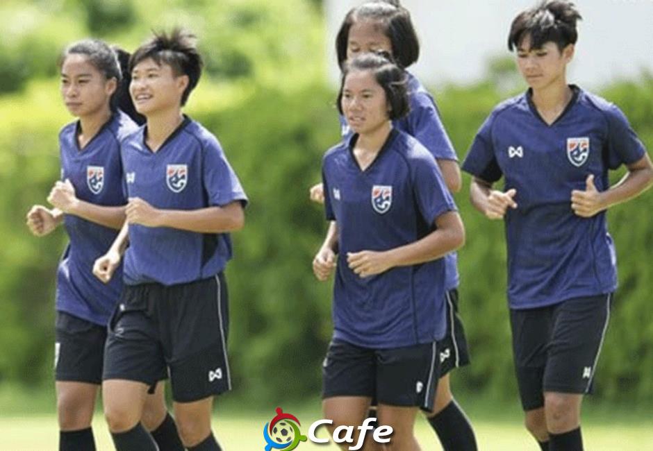 Địch thủ của ĐT nữ Việt Nam gọi cầu thủ từ Mỹ về