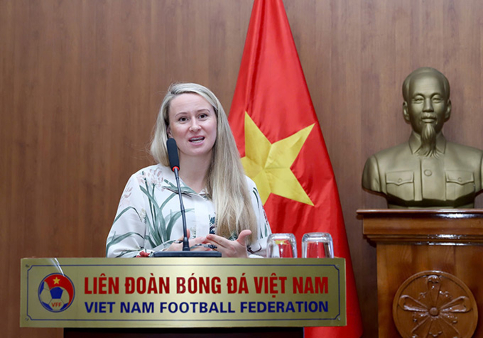 UEFA, AFC cùng LĐBĐ Việt Nam xây dựng chiến lược phát triển bóng đá nữ