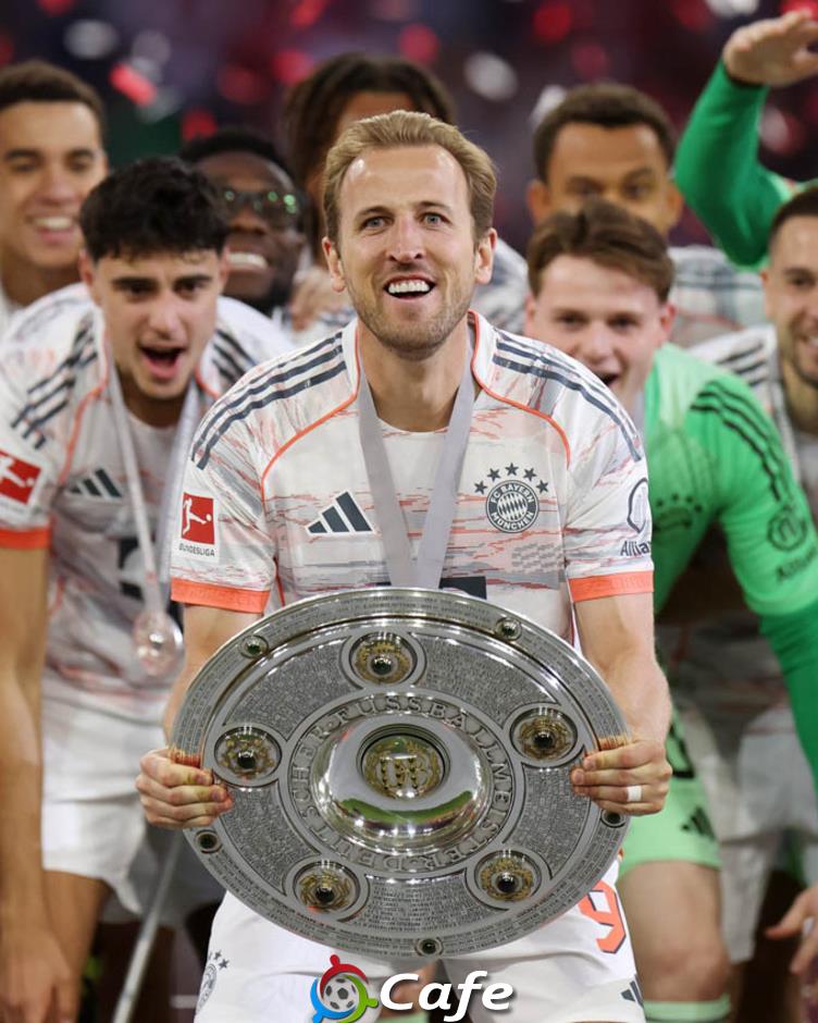 Kane ghi bàn trong ngày Bayern nhận cúp vô địch Bundesliga