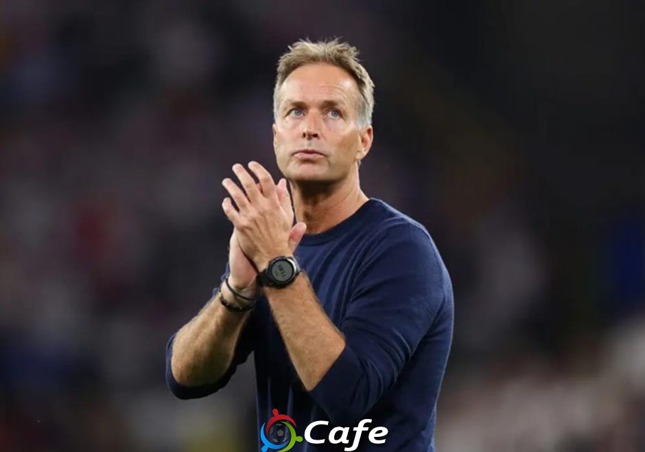 Leverkusen bổ nhiệm Hjulmand làm HLV trưởng thay Ten Hag