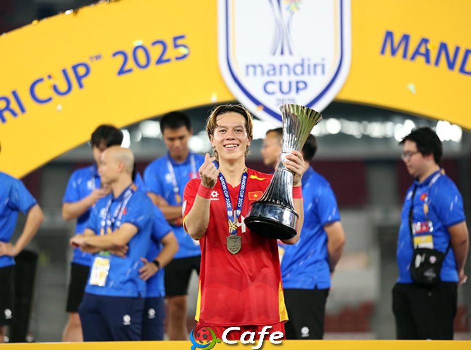 ‘Viktor Lê bị áp lực vô hình từ danh xưng Việt kiều’
