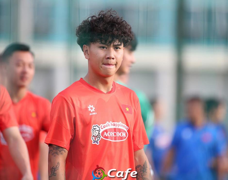 Alex Bùi: ‘Tôi thích Việt Nam, nhưng muốn chơi tại châu Âu trước đã’