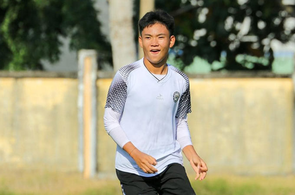 Con trai Nguyễn Quang Hải lên tuyển U17 Việt Nam