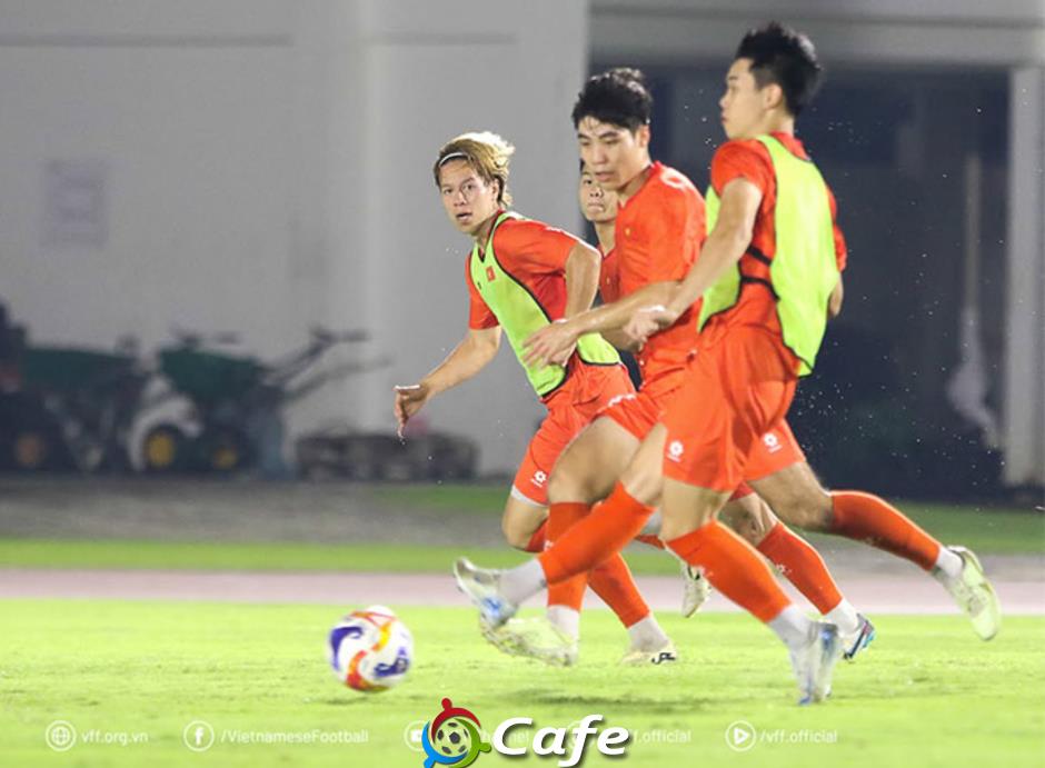 Đội hình dự kiến U23 Việt Nam vs U23 Lào: Viktor Lê dự bị?