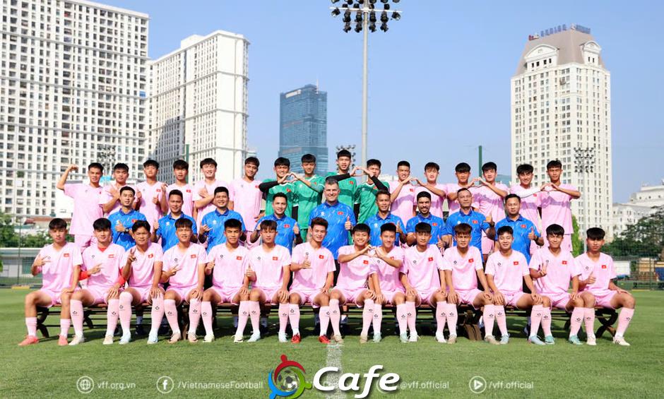 HLV Brazil suýt cùng Việt Nam dự World Cup tái xuất