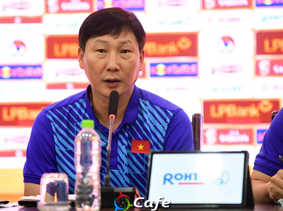 HLV Kim Sang Sik thừa nhận áp lực trước thành tích quá tốt của U23 Việt Nam