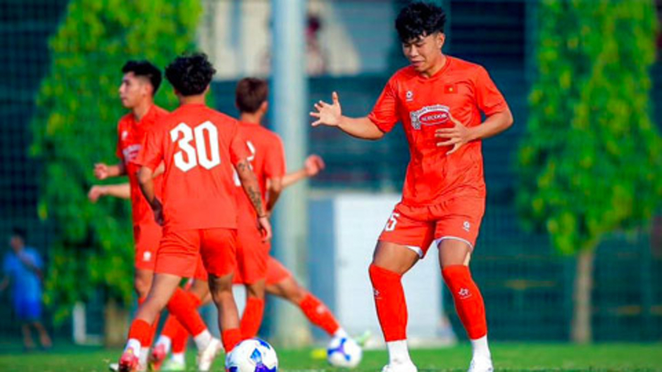 Phạm Lý Đức, từ sau món quà... khó tin của HLV Kim Sang Sik