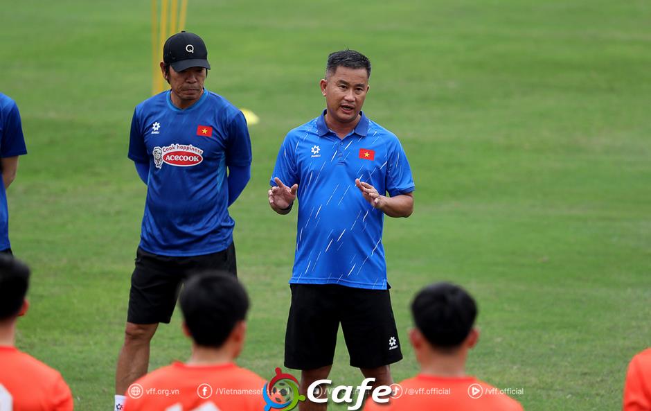 U23 Việt Nam chia tay quyền HLV trưởng