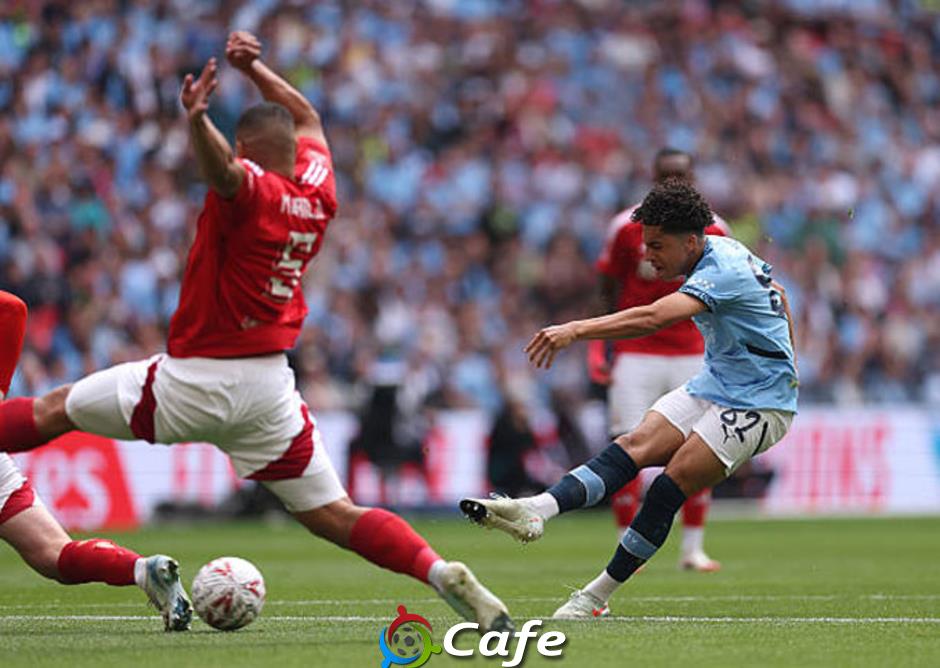 Trực tiếp Nottingham Forest 0-1 Man City: Lewis mở tỷ số ngay phút thứ 2