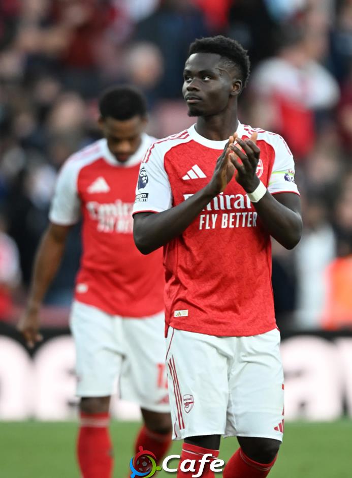 Bốc thăm vòng 4 Carabao Cup: Liverpool và Arsenal gặp khó, Man City dễ thở