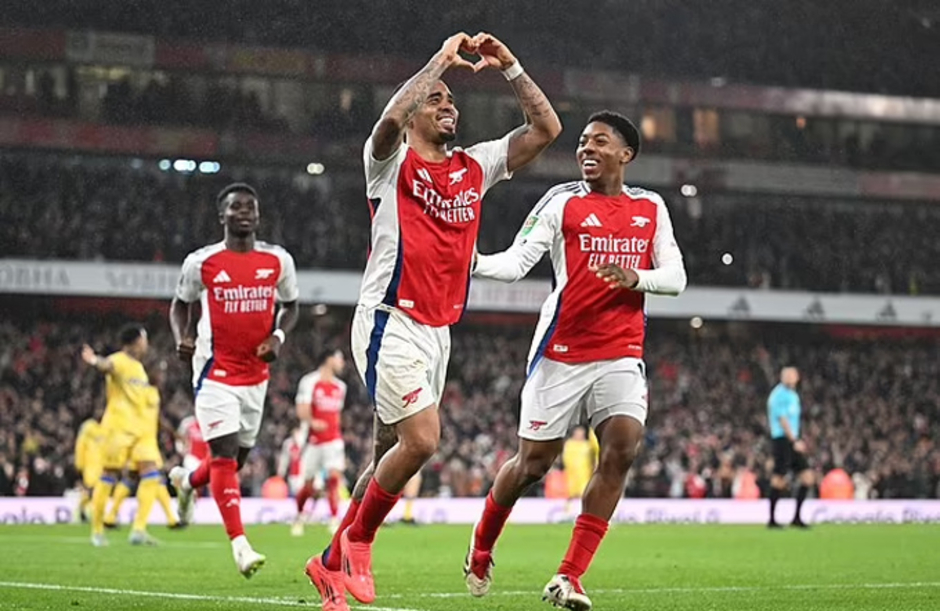 Kết quả Arsenal 3-2 Crystal Palace: Pháo thủ vào bán kết Cúp Liên Đoàn