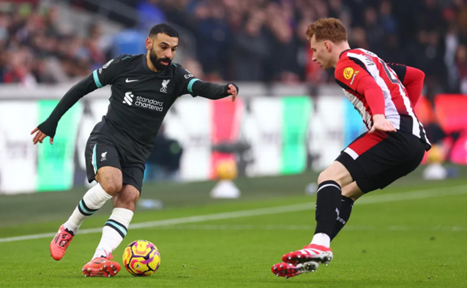 Trực tiếp Brentford 0-0 Liverpool: Xà ngang từ chối bàn của Liverpool