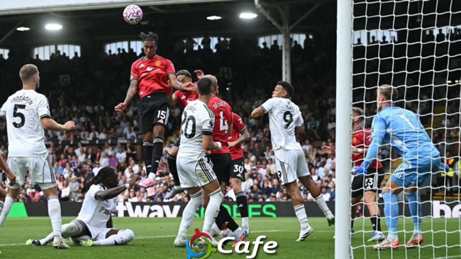 'Bàn thắng của MU trước Fulham không hợp lệ'