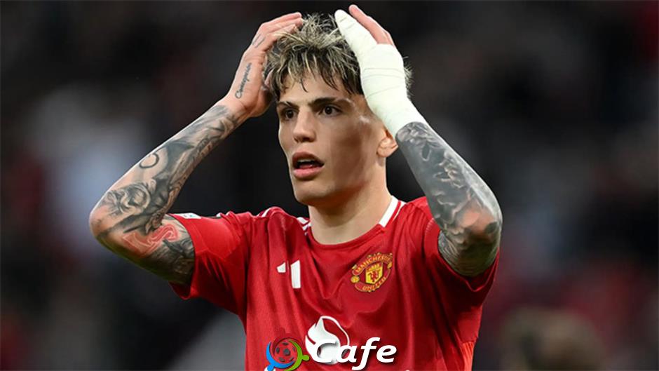 Ruben Amorim tiếp tục cấm 4 ngôi sao của MU