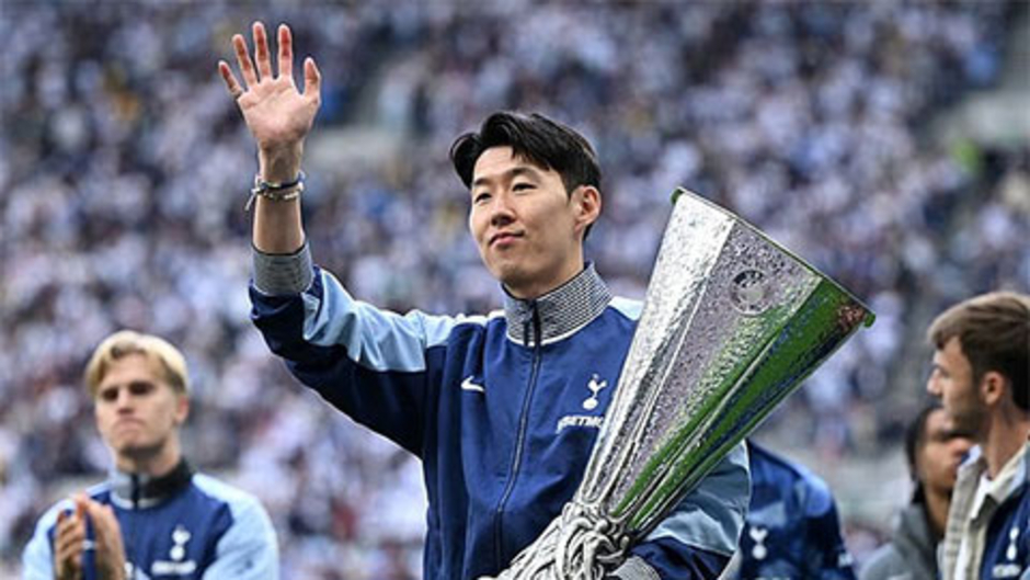 Son Heung-min chia tay Tottenham