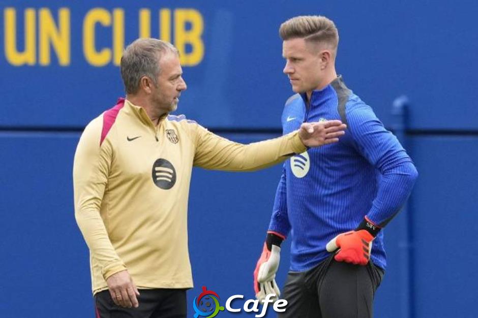 Ter Stegen không có 'cửa' ở lại Barca của Flick