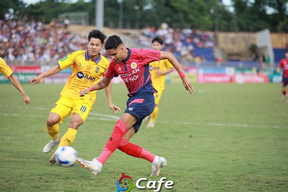 Trực tiếp bóng đá SLNA 0-3 CAHN: Sông Lam sụp đổ, CAHN 'out trình'