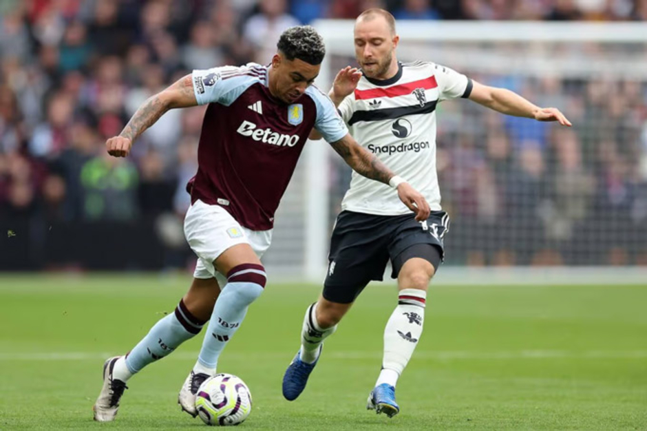 Trực tiếp Aston Villa 0-0 MU: Xà ngang từ chối bàn của Fernandes