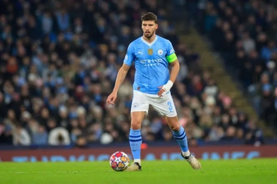 Ruben Dias trở lại, hàng thủ Man City bớt lo