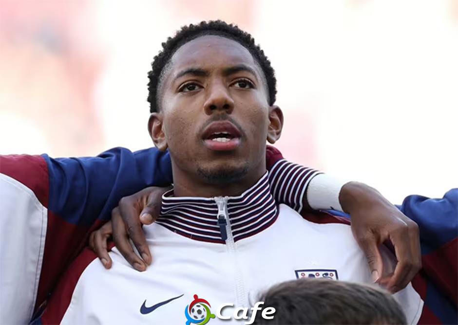 Sao trẻ Arsenal bị trục xuất khỏi ĐT Anh