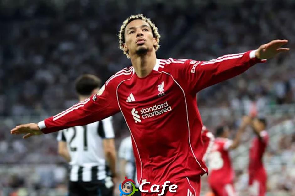 Hugo Ekitike phải cháy hết mình ở ĐT Pháp để... làm 'sáng mắt' HLV ĐT Cameroon