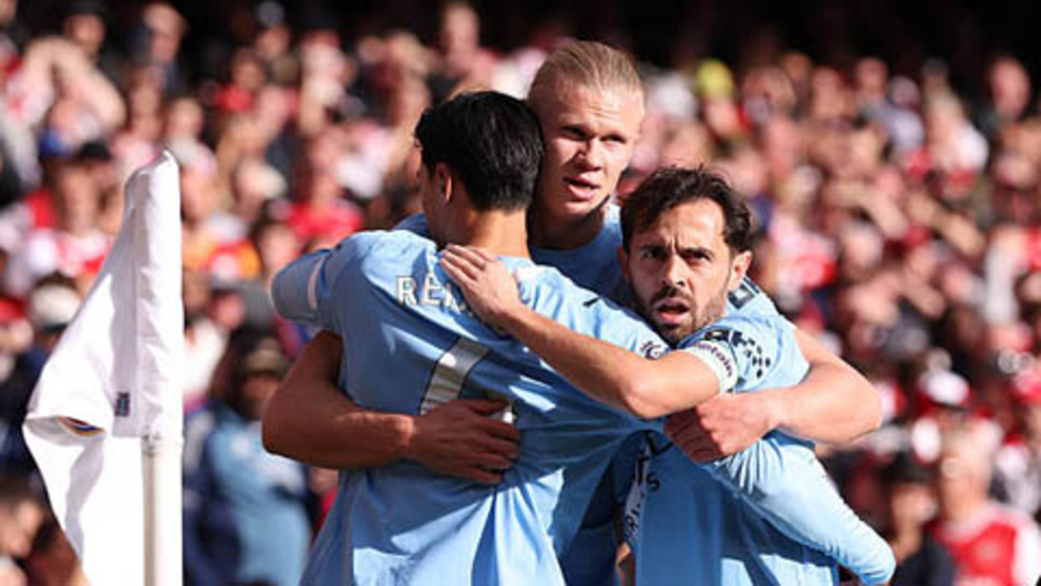 Trực tiếp Arsenal 0-1 Man City: Pháo thủ tổng tấn công