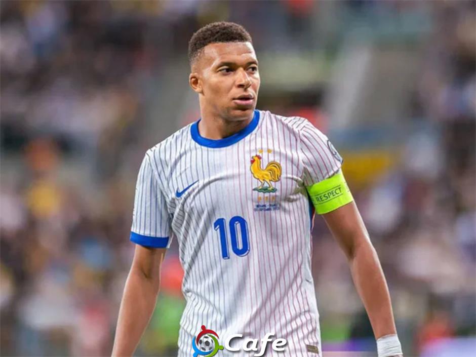 Vì sao Kylian Mbappe sút phạt đền tín đến thế?