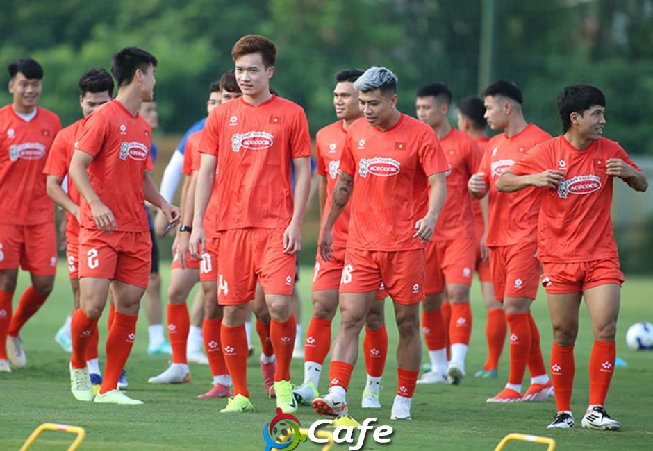 Công Phượng chấn thương