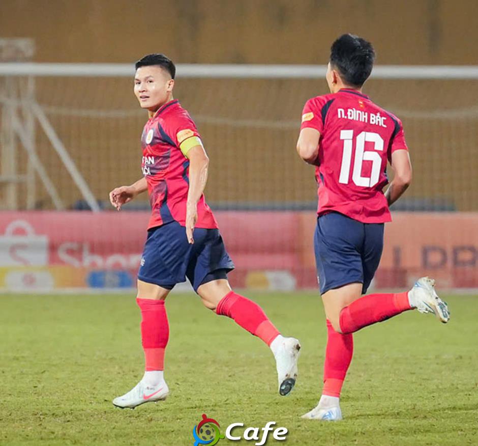 Quang Hải bất ngờ xin rút khỏi đội hình đấu với MU