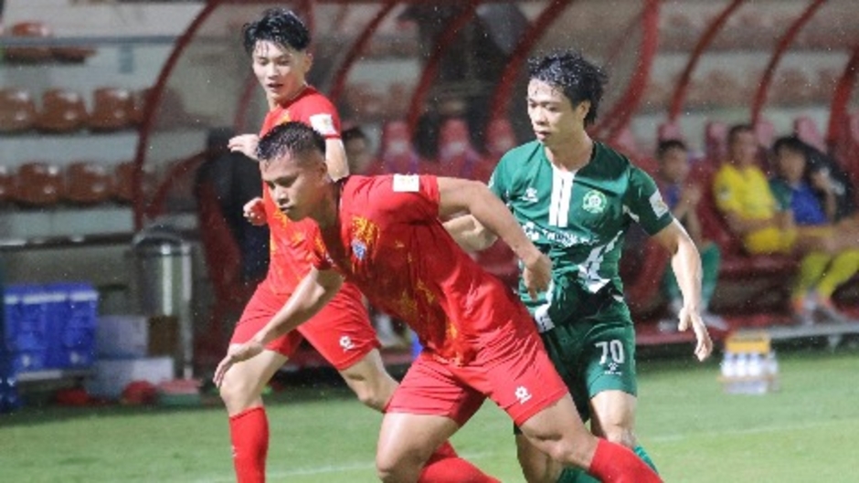 Bình Phước giành suất play-off thăng hạng, Công Phượng sắp tái xuất V.League