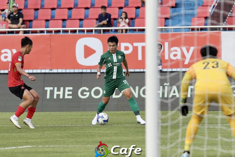 Bình Phước giành suất play-off thăng hạng, Công Phượng sắp tái xuất V.League
