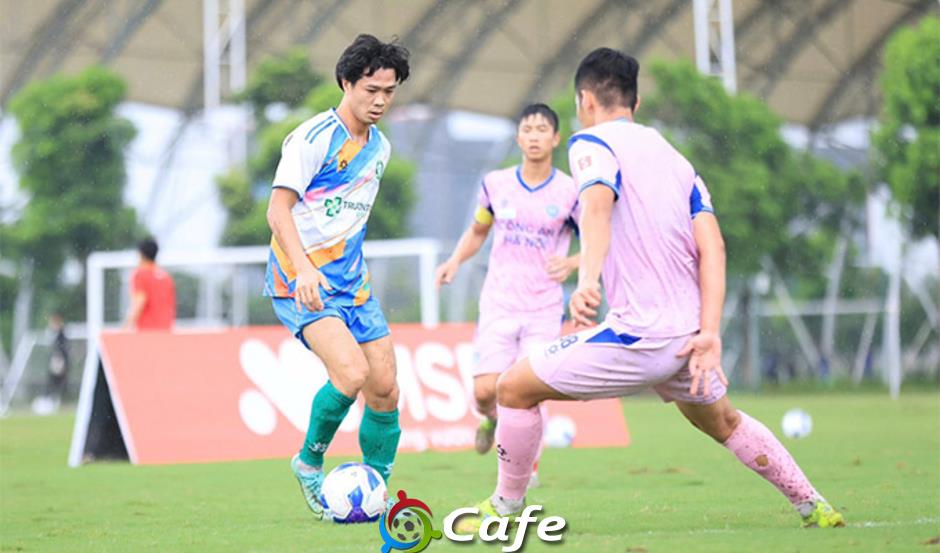 Công Phượng tái xuất