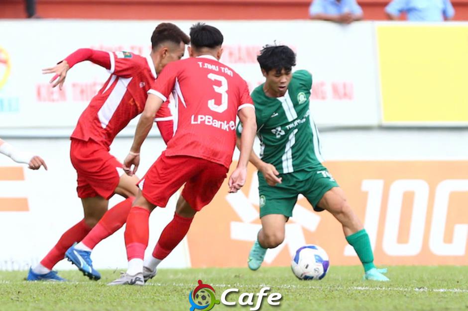 Công Phượng và đồng đội bất ngờ bị cầm hoà!