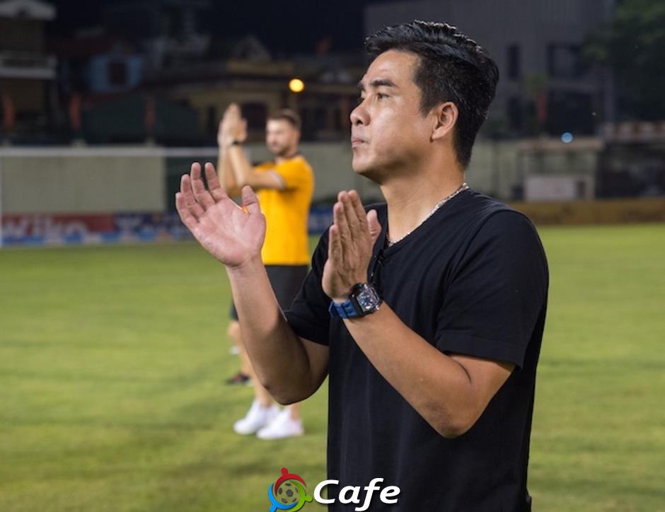 HLV Nguyễn Việt Thắng: ‘Tôi tự hào khi được làm việc với một CLB dễ thương như Ninh Bình!’