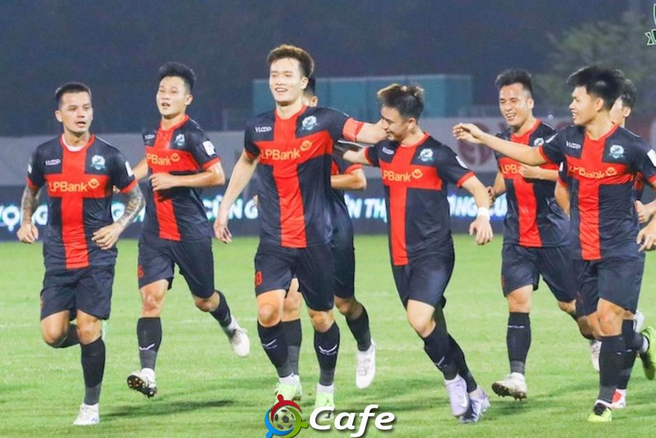 HLV Nguyễn Việt Thắng: ‘Tôi tự hào khi được làm việc với một CLB dễ thương như Ninh Bình!’