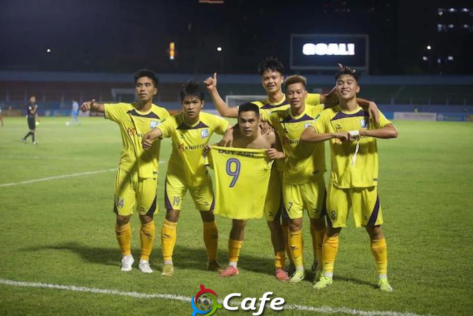 Nhà tài trợ trả lại đội bóng, cầu thủ CLB Khánh Hoà ‘nín thở' chờ kết quả