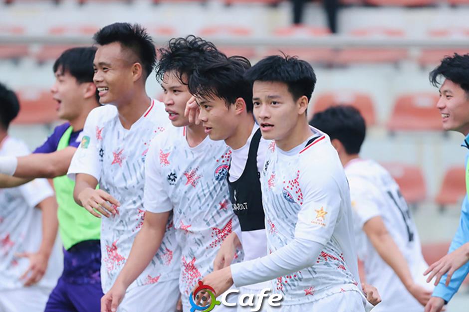 Phân tích cơ hội giành vé đi play-off của Công Phượng và những người bạn