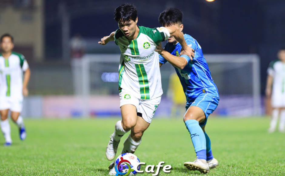 Phân tích cơ hội giành vé đi play-off của Công Phượng và những người bạn
