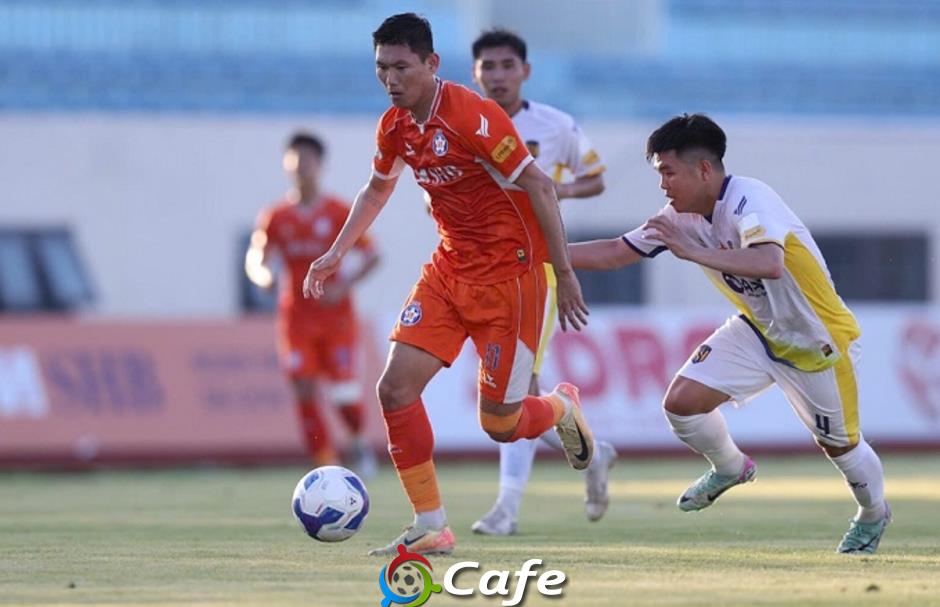 Vé vào sân Thống Nhất xem Công Phượng so tài với Văn Long được phát hành ra sao?