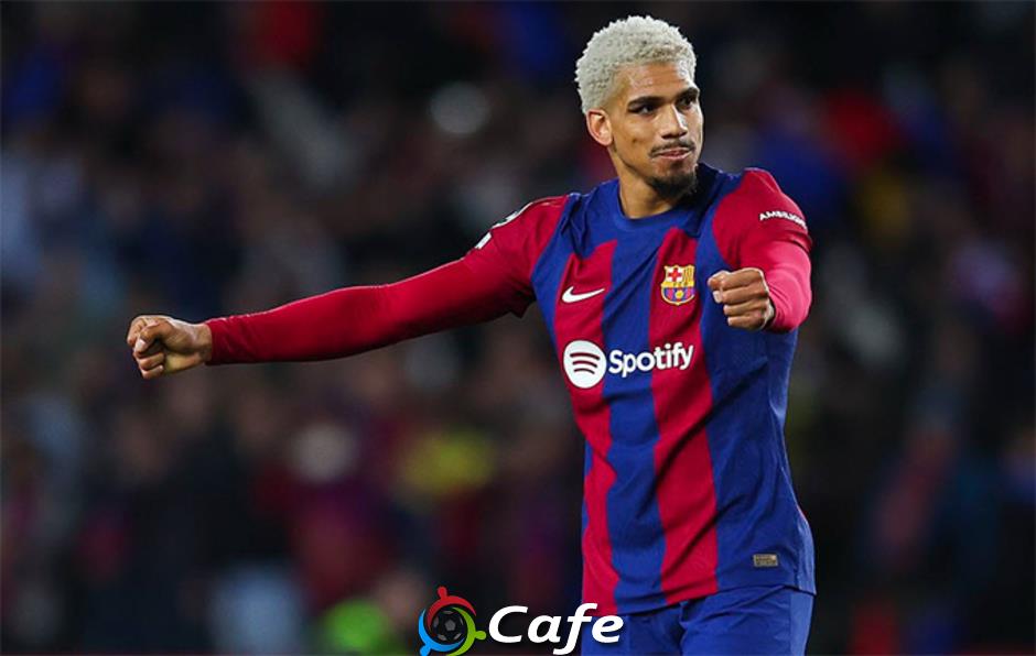 3 vị trí chưa được Hansi Flick chốt cho đội hình Barca