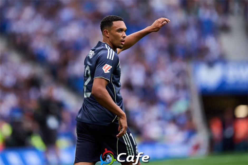Alexander-Arnold báo tin vui cho Real Madrid