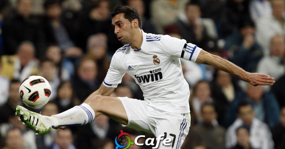 Alvaro Carreras đi lại con đường thành công ở Real Madrid