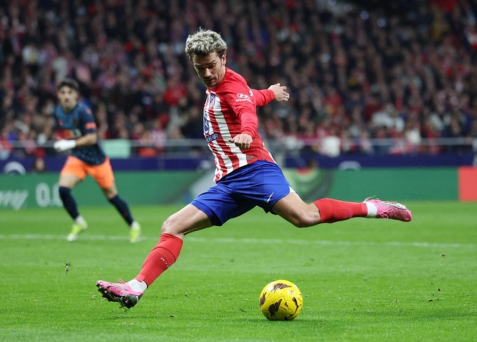 Antoine Griezmann ‘ngủ Đông’ sớm quá!