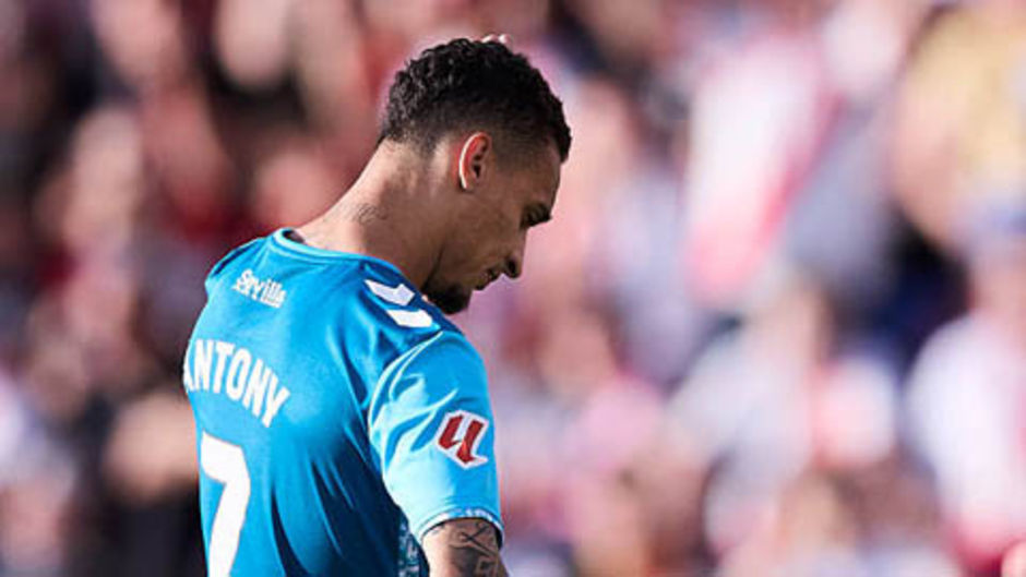 Antony cùng Betis khó dự Champions League