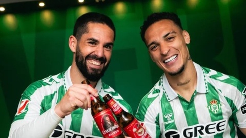 Antony và Isco hồi sinh ở 