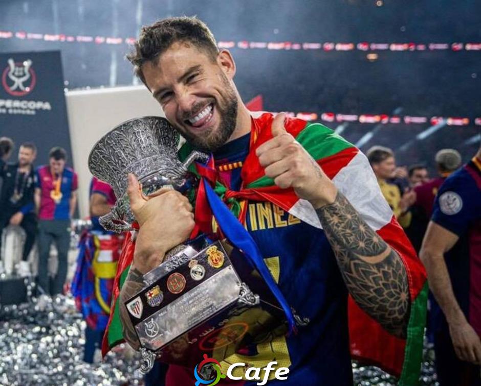 Barca bắt đầu nhớ Inigo Martinez