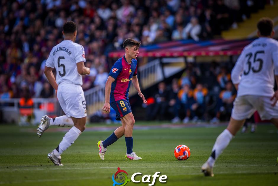 Barca của Hansi Flick khó 'chết' nhất mọi thời đại