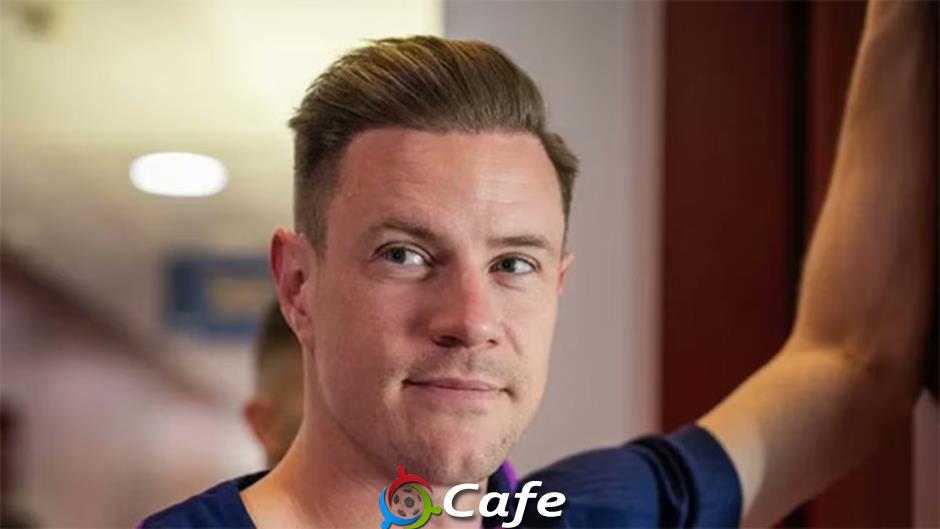 Barca: Những công việc dang dở của Deco và Hansi Flick